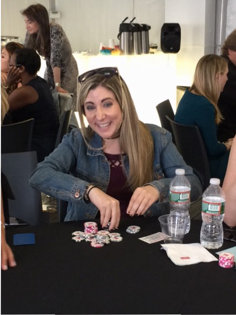 Poker Divas - A woman re-buys