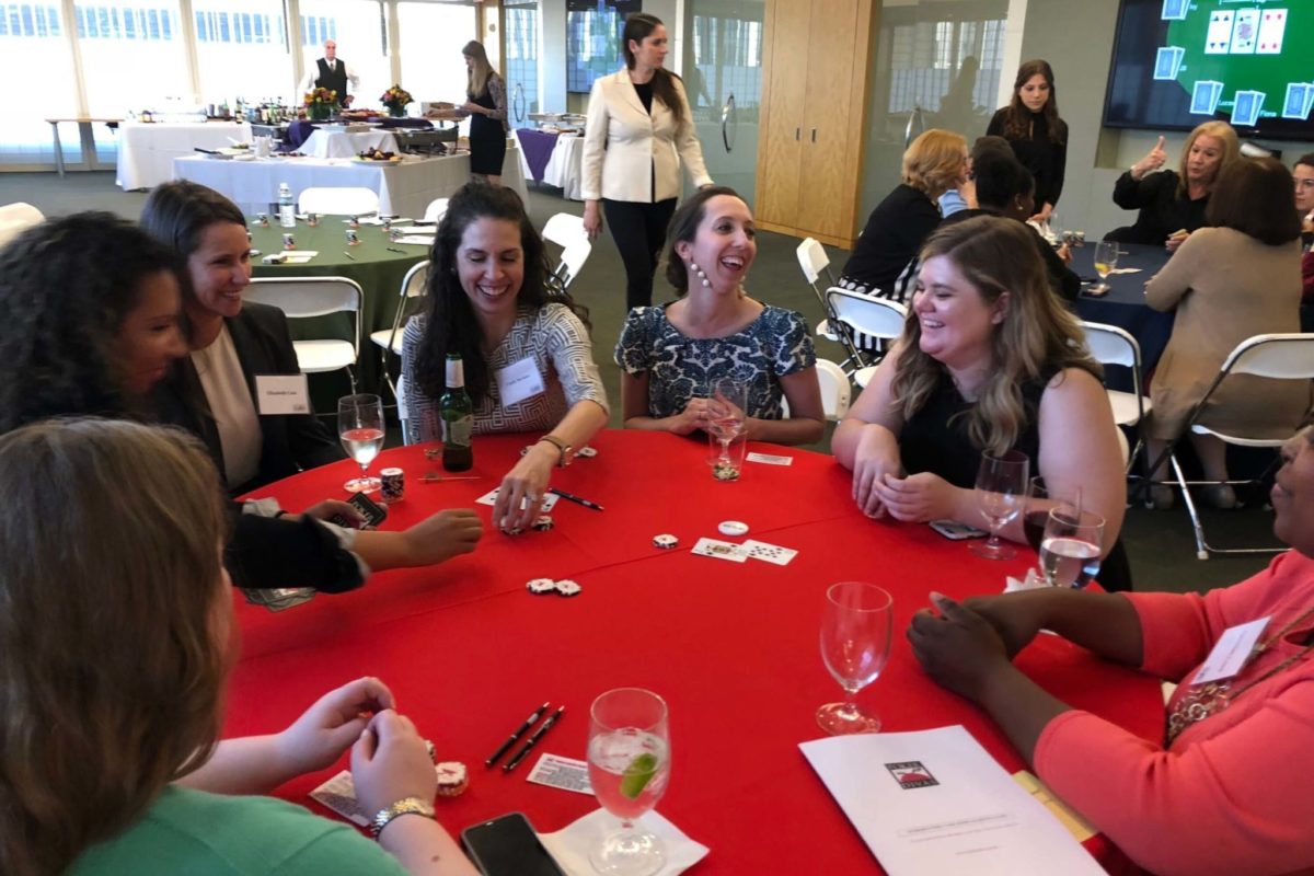 Poker Divas - Women chatting