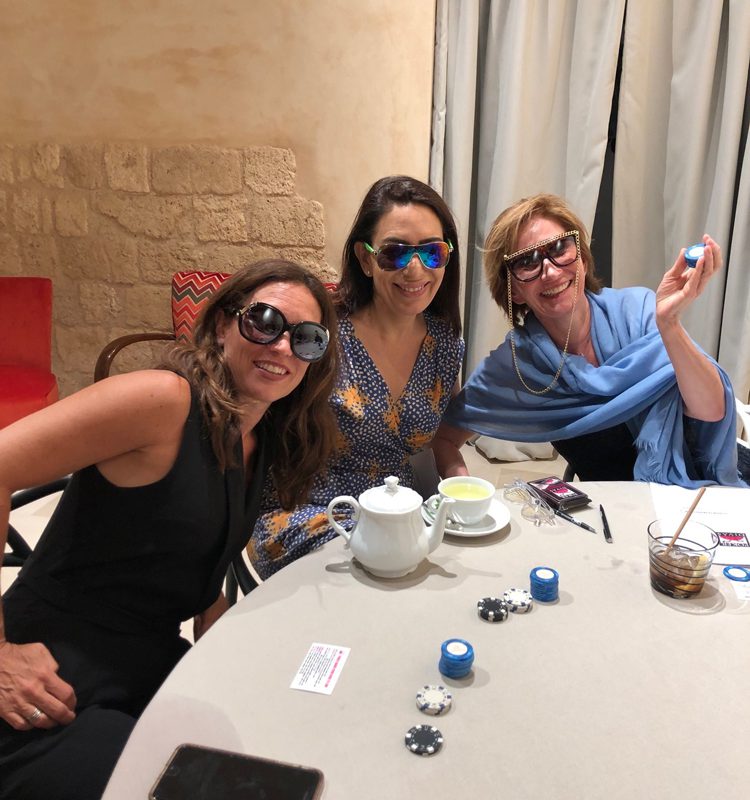 Poker Divas - game